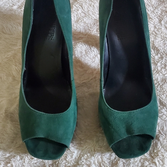 MRKT Open Toe Platform Heel. Size 8. 5" Tall. - Picture 1 of 7